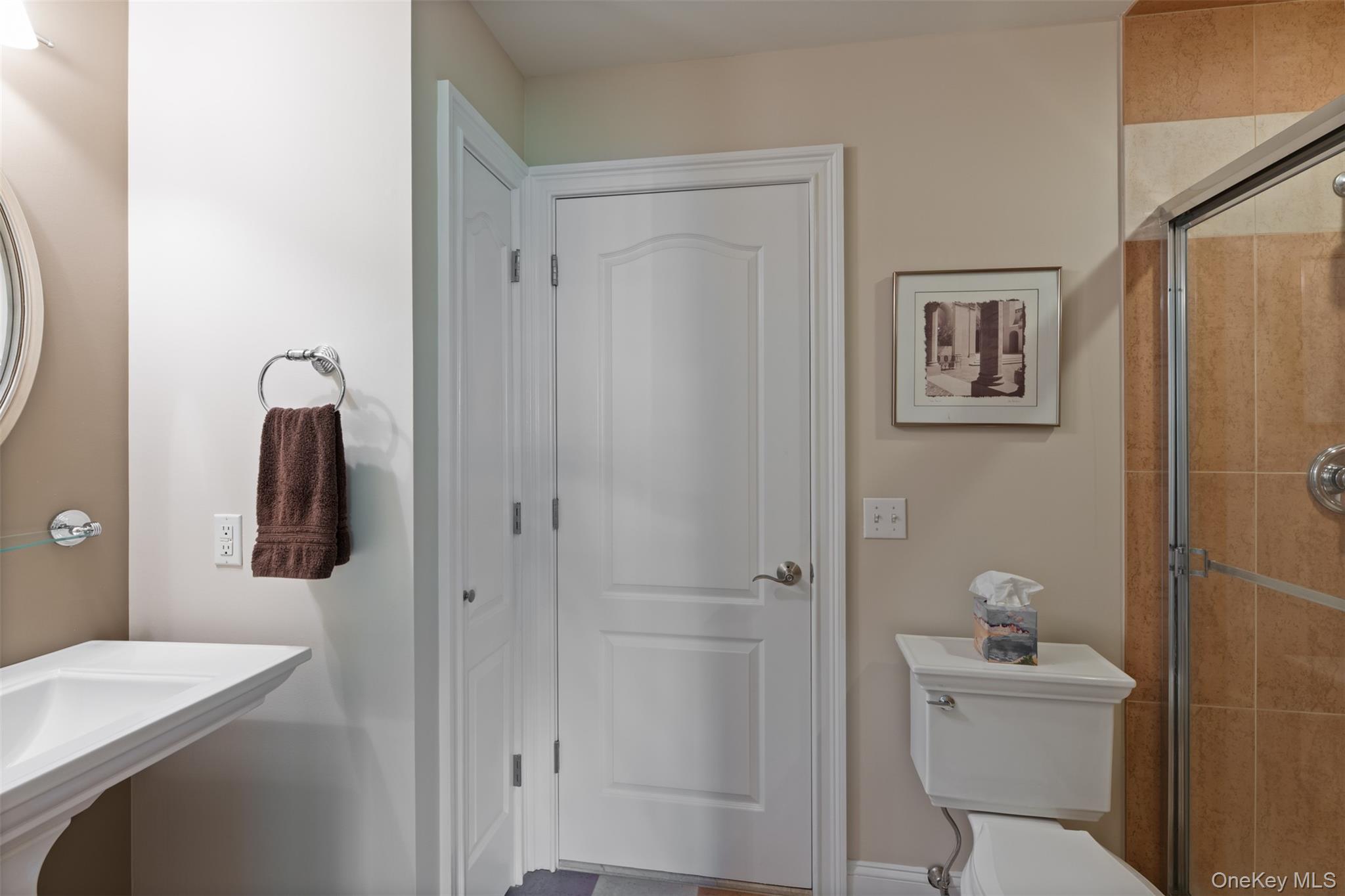 182 Elizabeth Street Property Photo 25