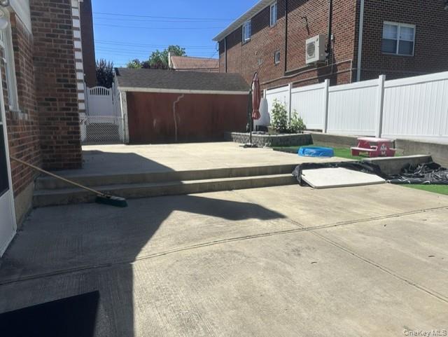 28-52 215th Place Property Photo 13