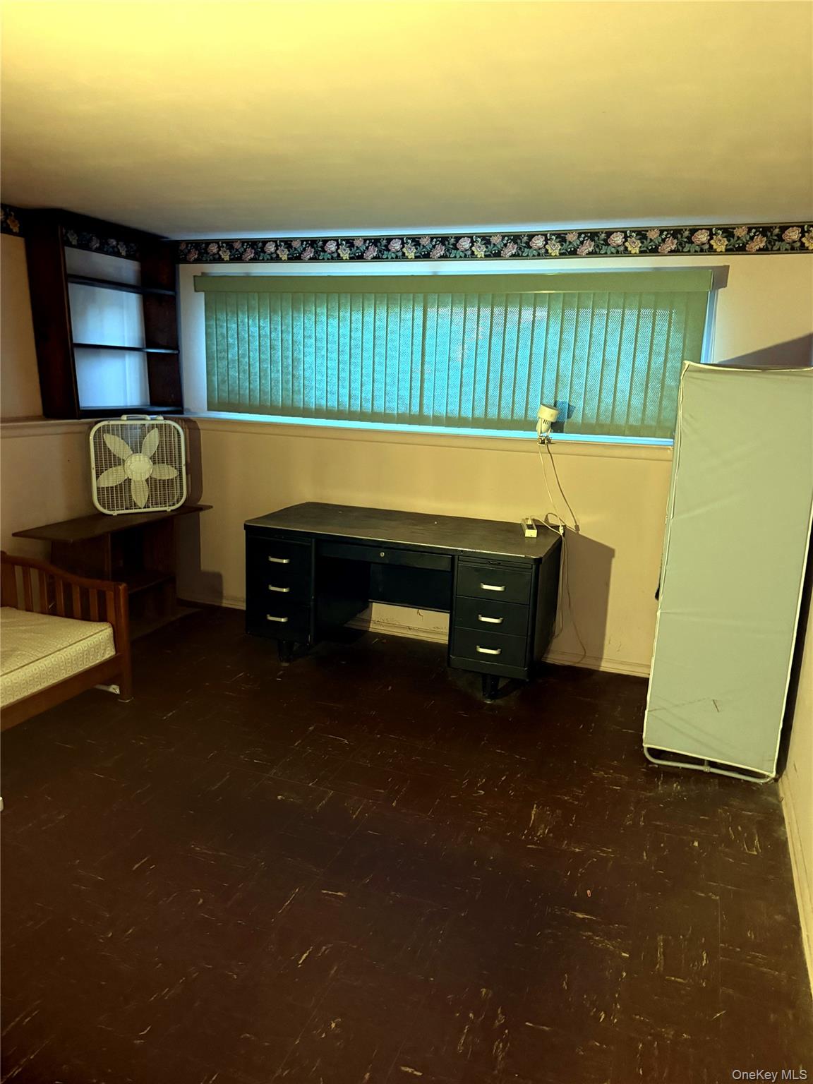 916 Park Avenue Property Photo 12