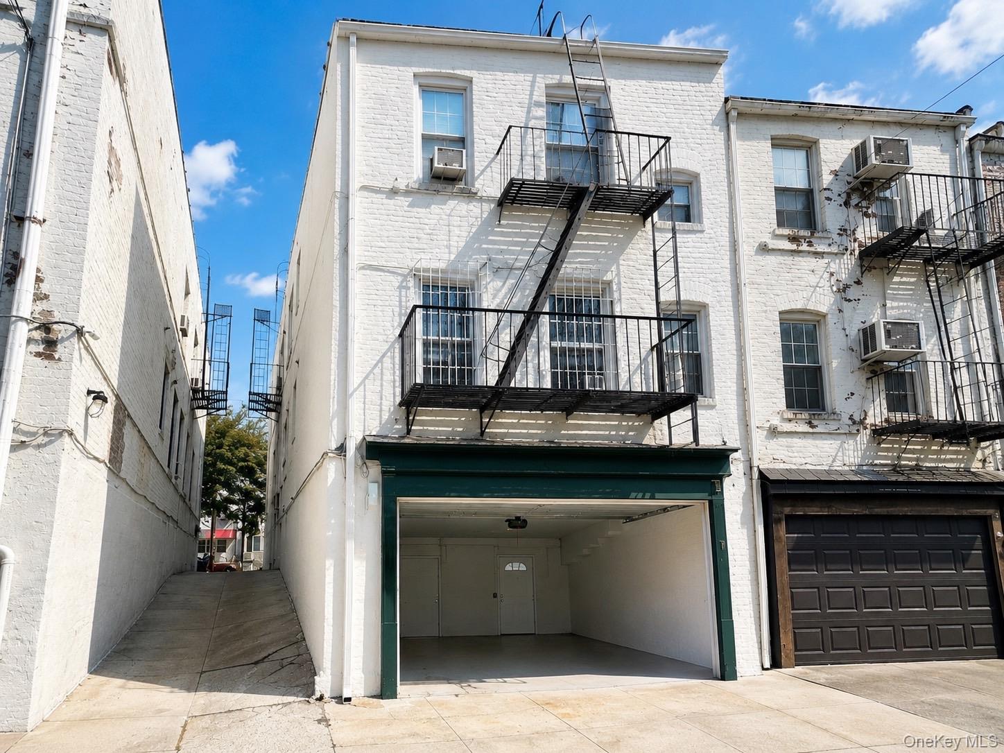 56 Bay 40th Street Property Photo 2