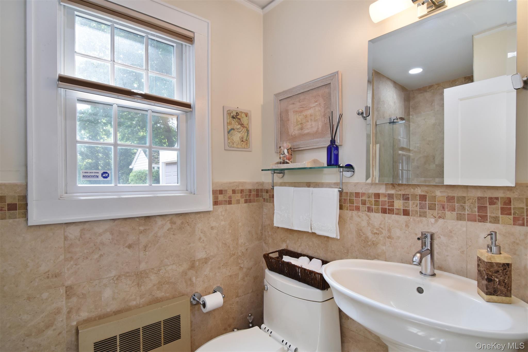 579 Manor Lane Property Photo 13