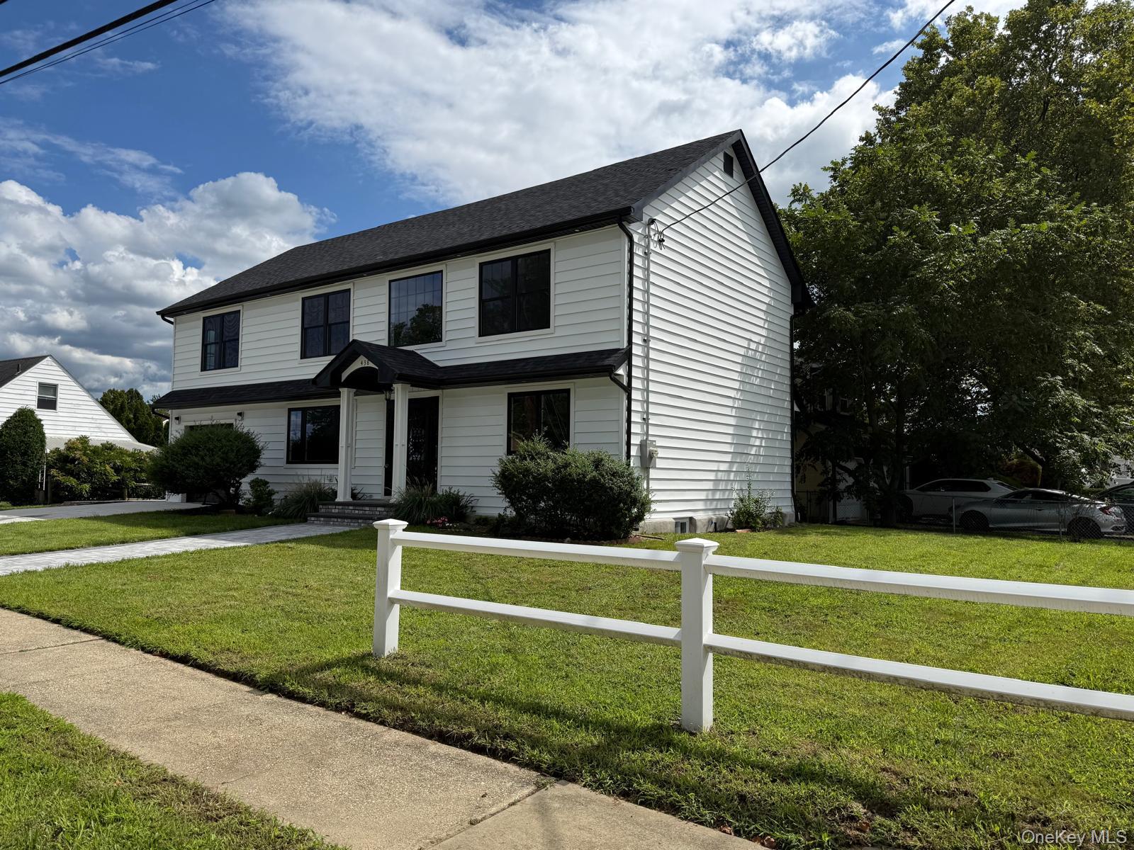 438 Von Elm Avenue Property Photo 2