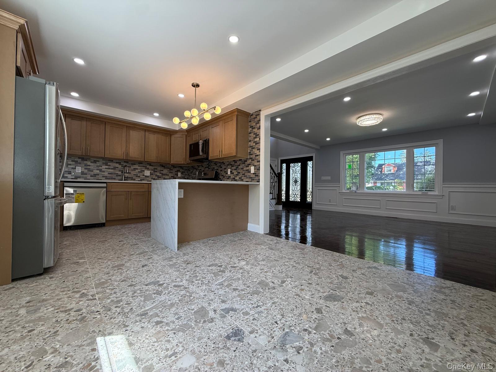 438 Von Elm Avenue Property Photo 8