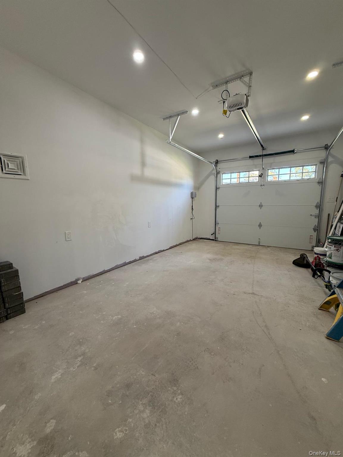 438 Von Elm Avenue Property Photo 11