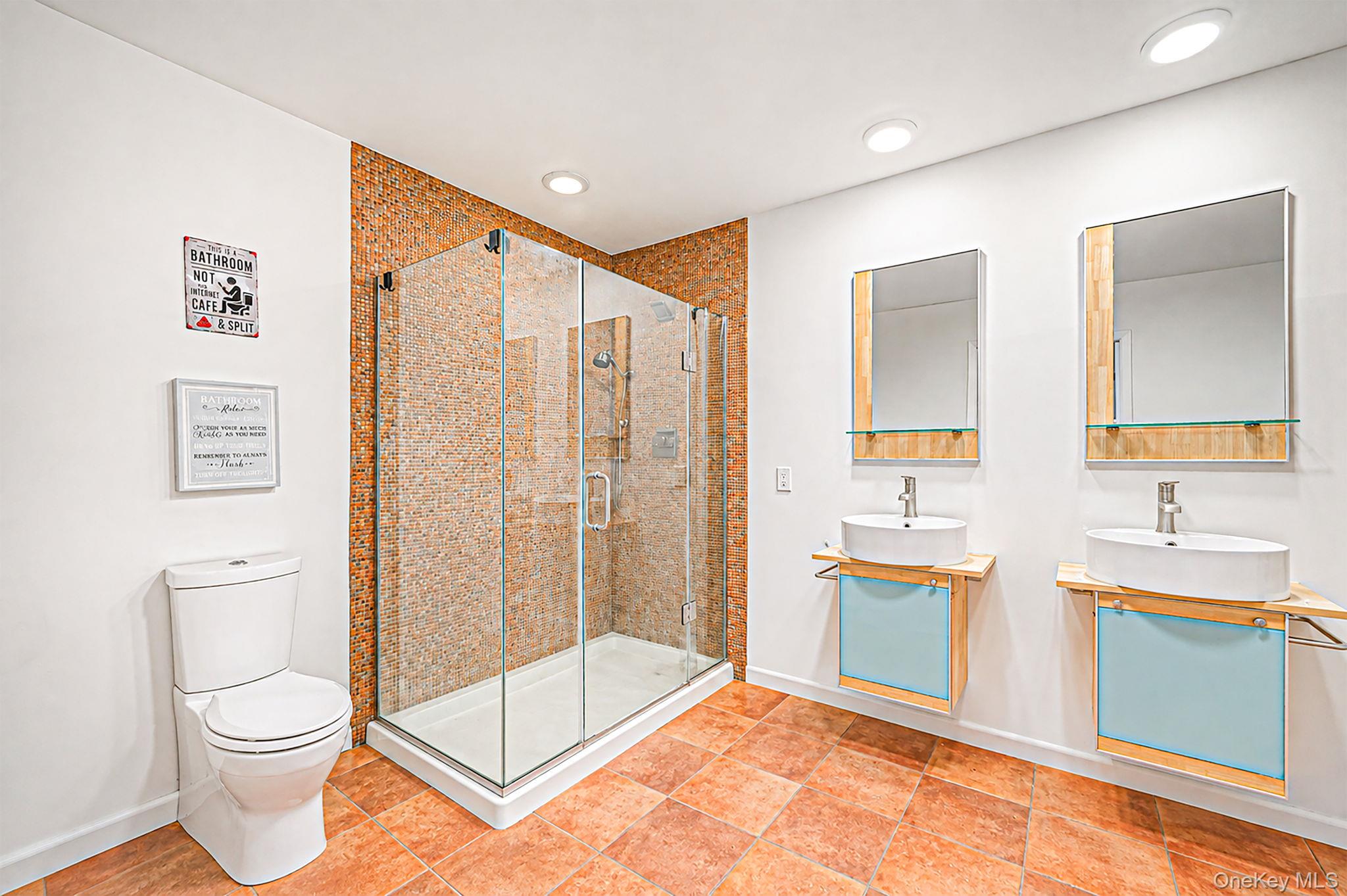 136 Woodhull Road Property Photo 11