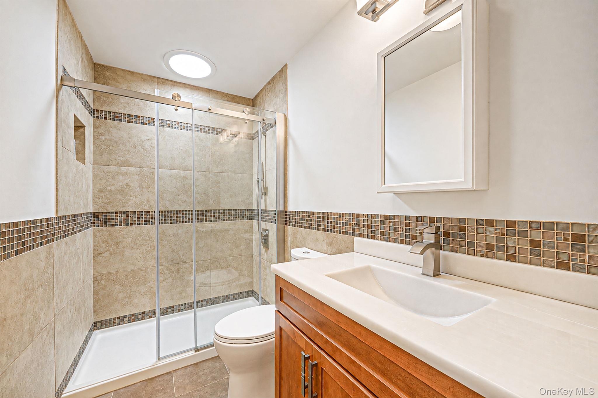 136 Woodhull Road Property Photo 13