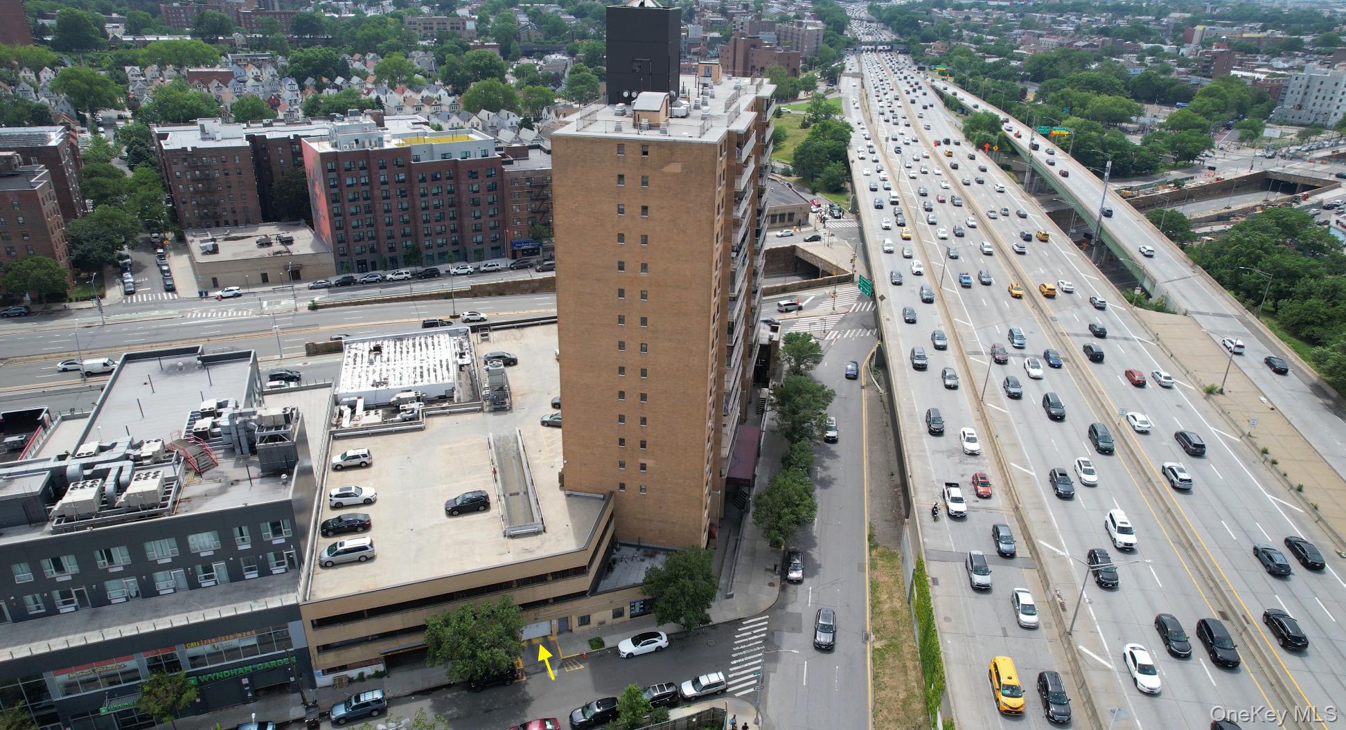92-29 Queens Blvd Property Photo 3