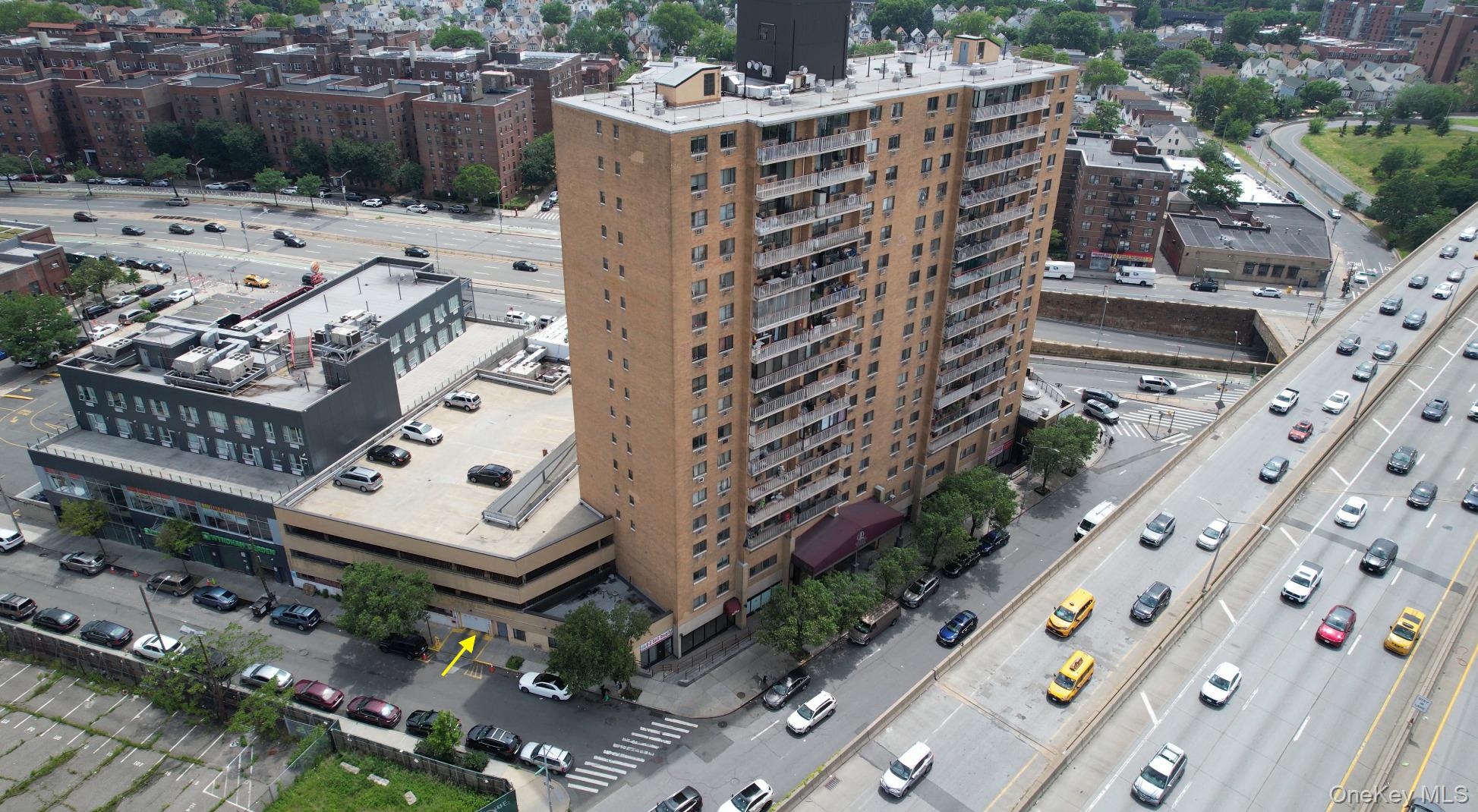 92-29 Queens Blvd Property Photo 4