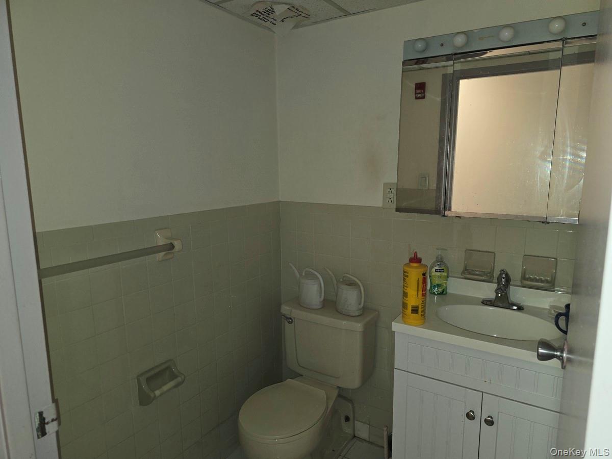 92-29 Queens Blvd Property Photo 26