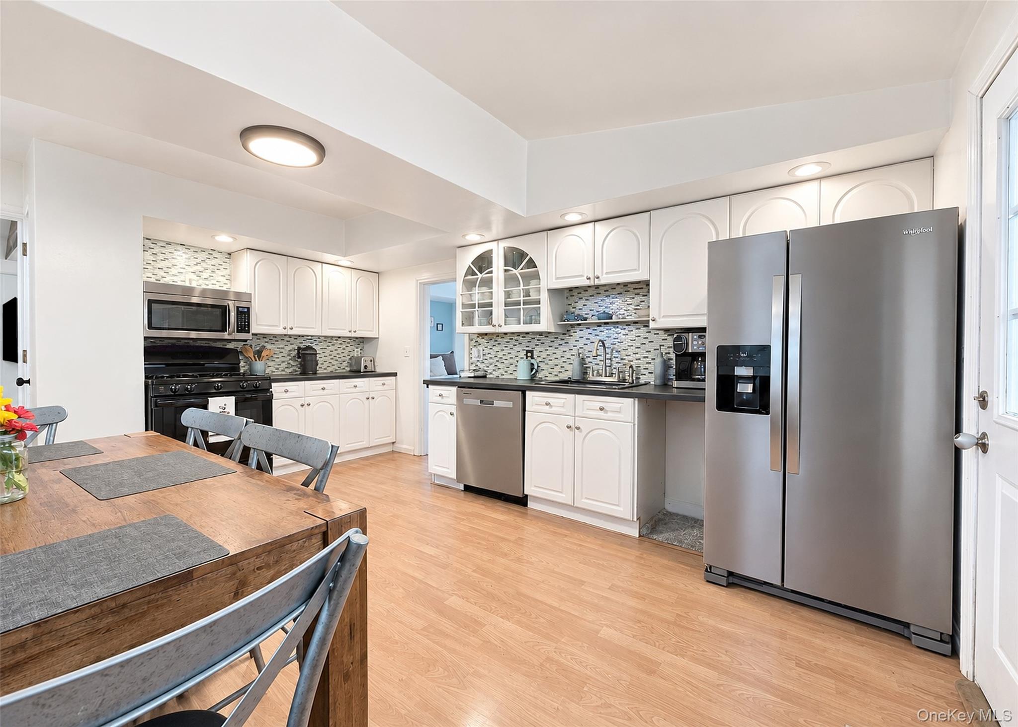 18 Oceanview Avenue Property Photo 5
