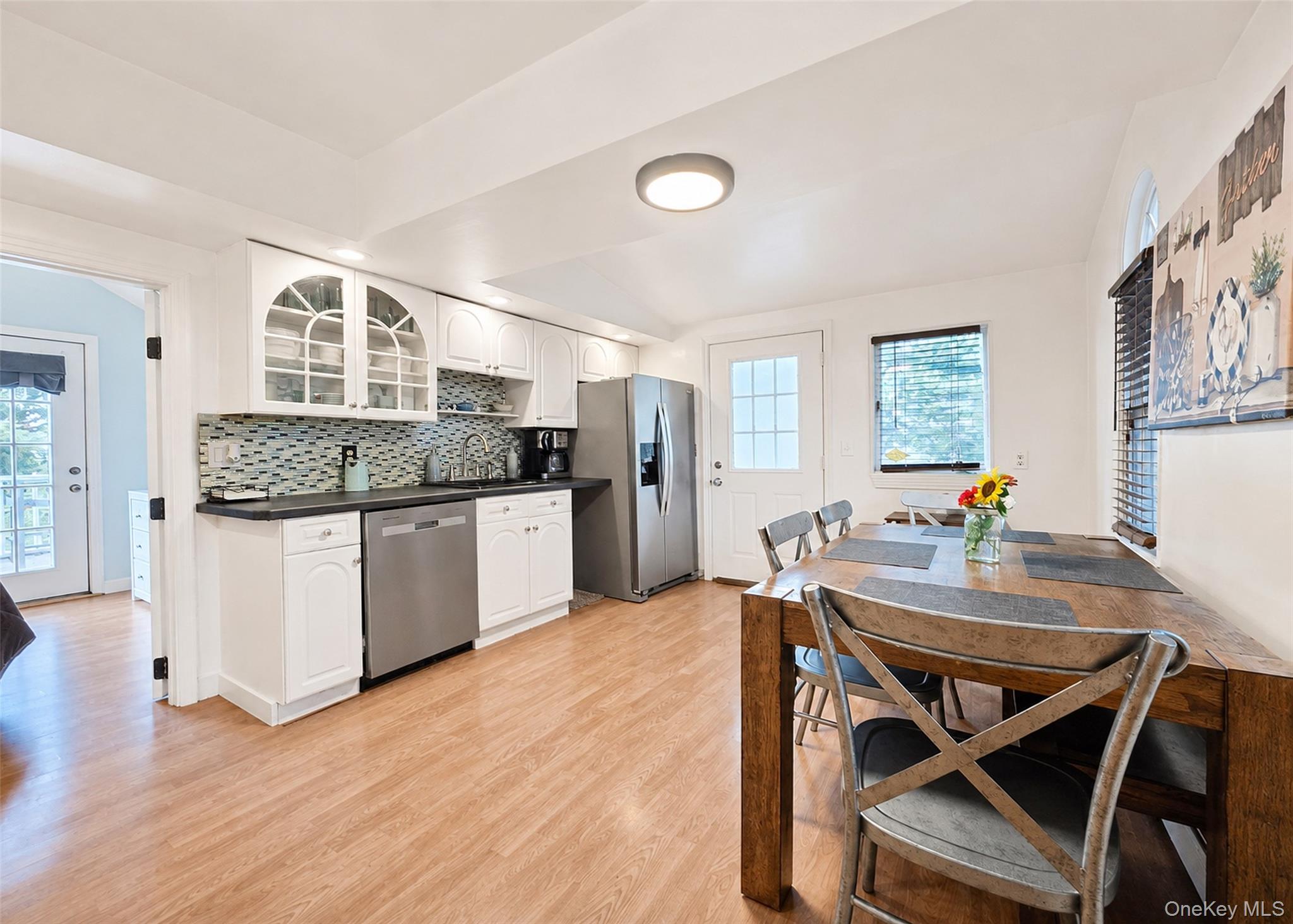 18 Oceanview Avenue Property Photo 7