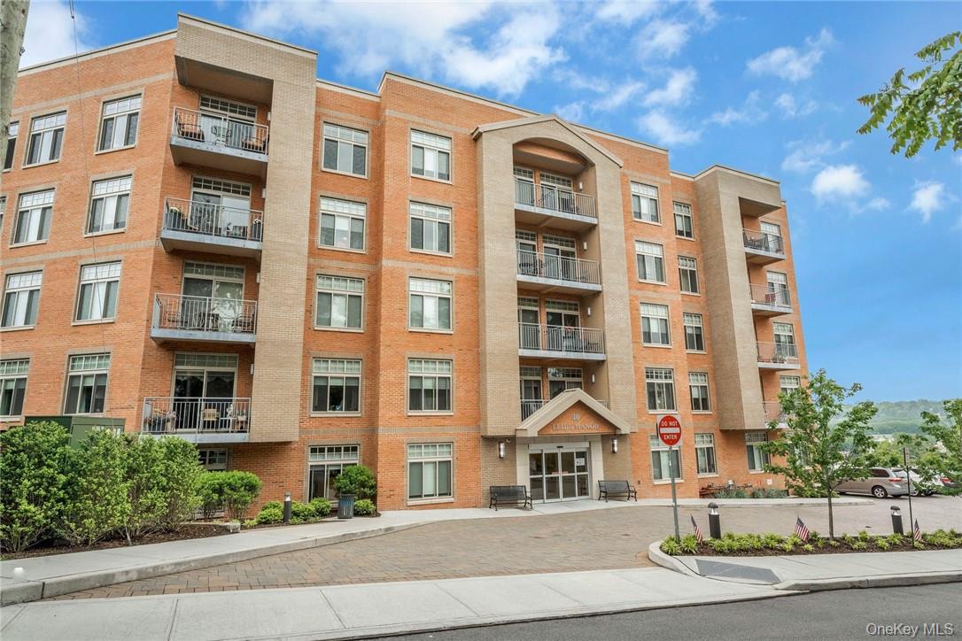 40 Jackson Avenue 3d Property Photo 2