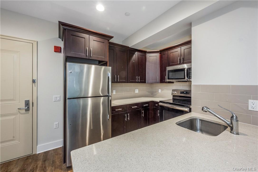 40 Jackson Avenue 3d Property Photo 7