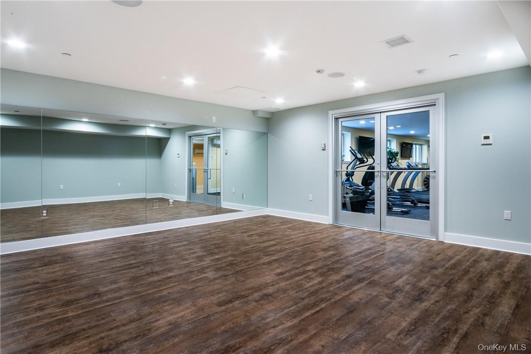 40 Jackson Avenue 3d Property Photo 26