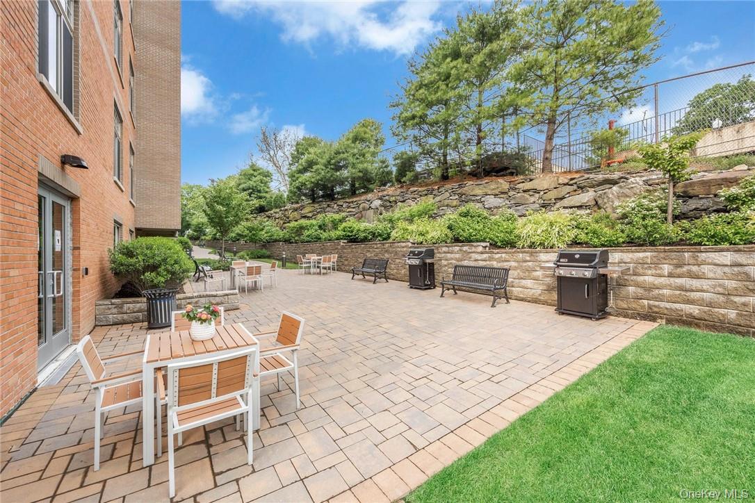 40 Jackson Avenue 3d Property Photo 35