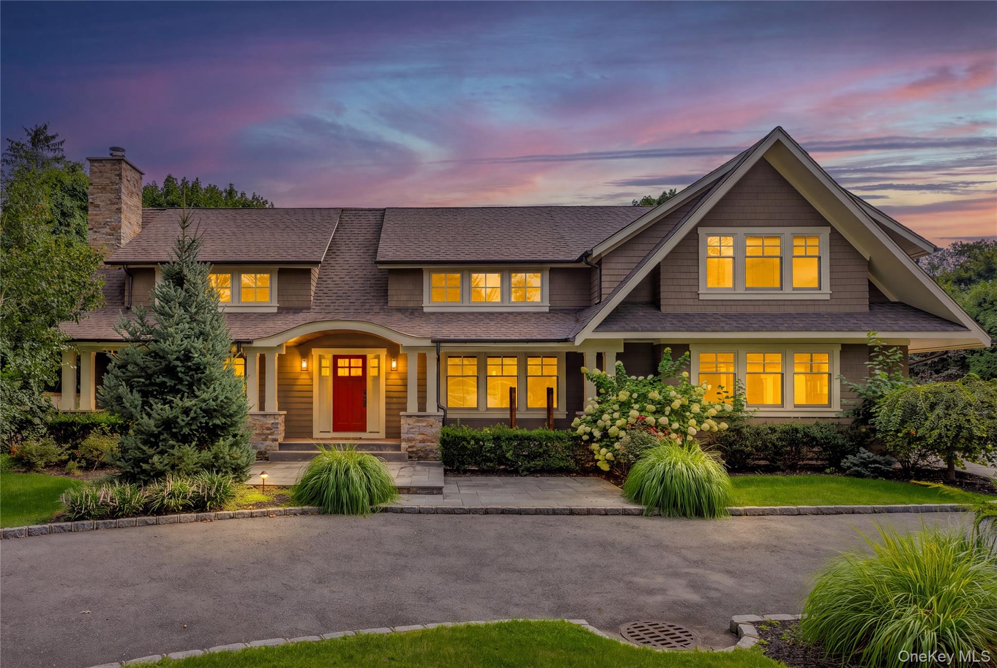 18 Green Meadow Lane Property Photo 1