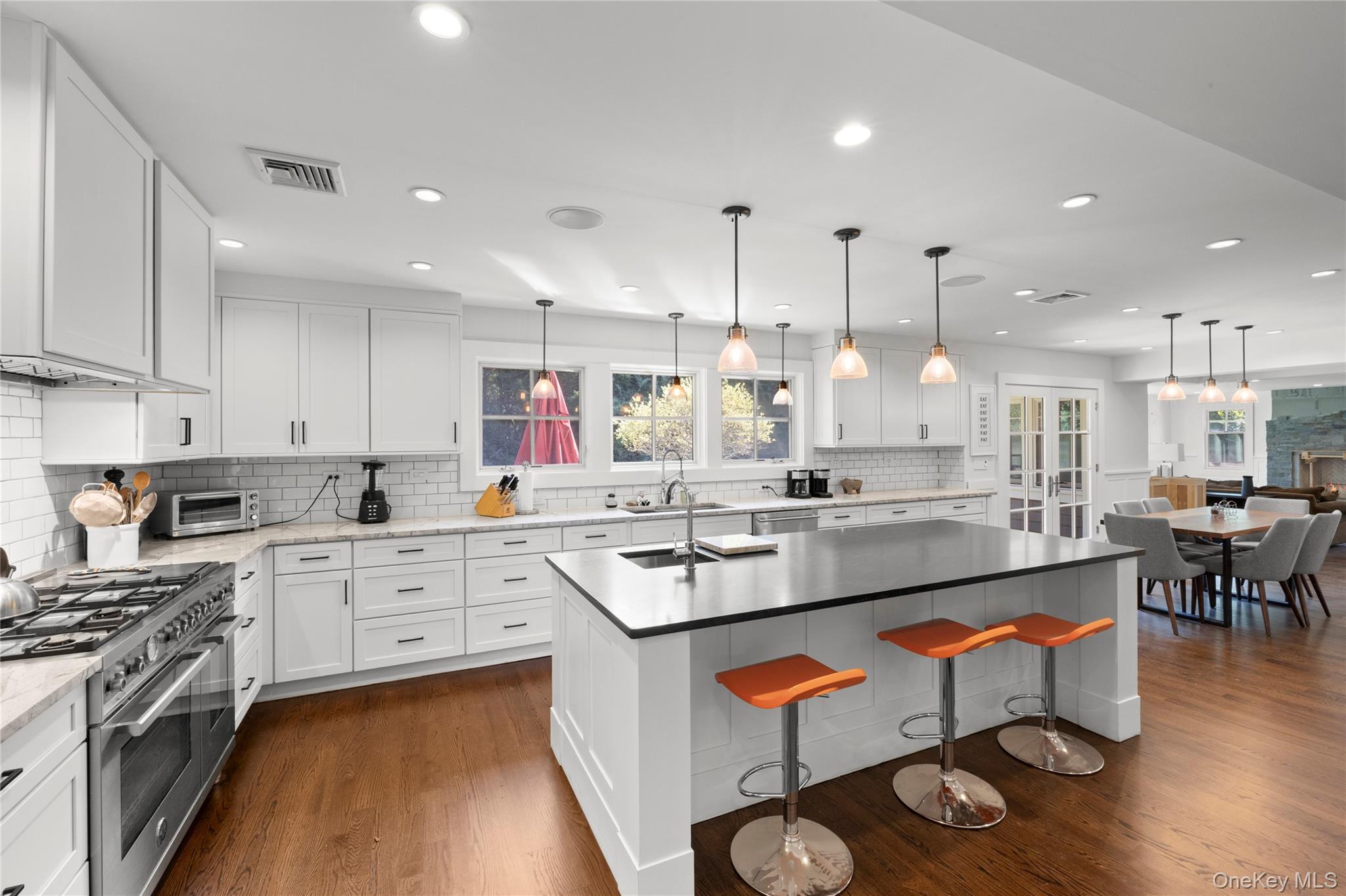18 Green Meadow Lane Property Photo 11