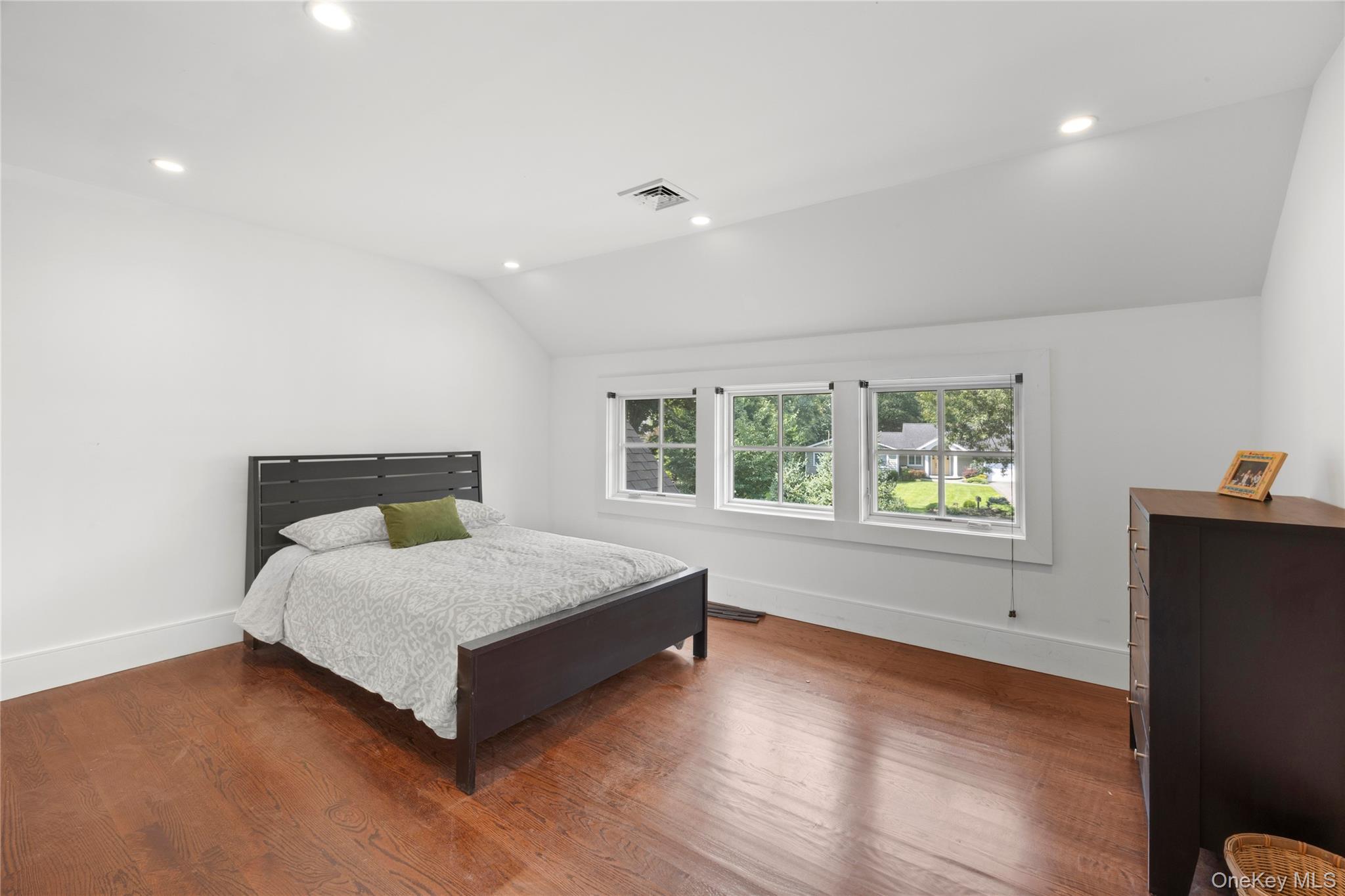 18 Green Meadow Lane Property Photo 28