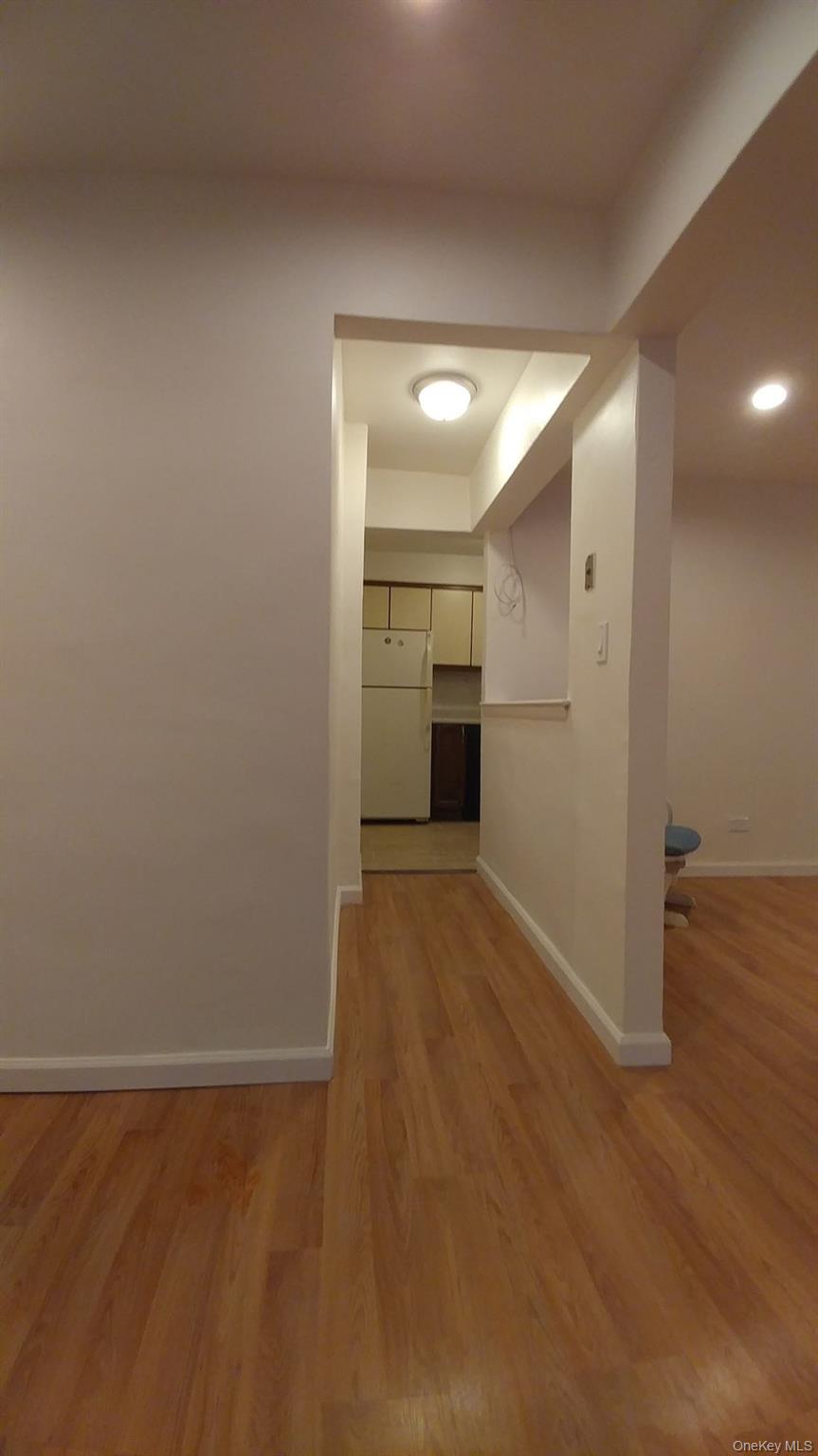 4107 Bowne Street 1a Property Photo 8