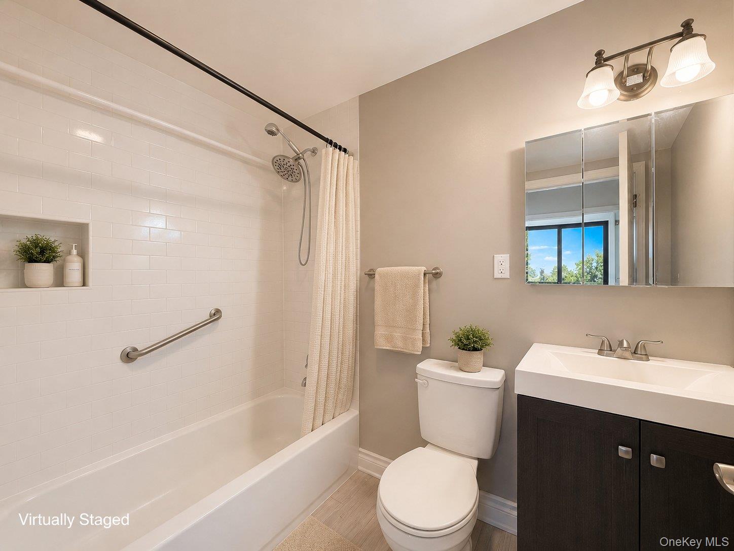 135-46 Grand Central Parkway 4c Property Photo 16