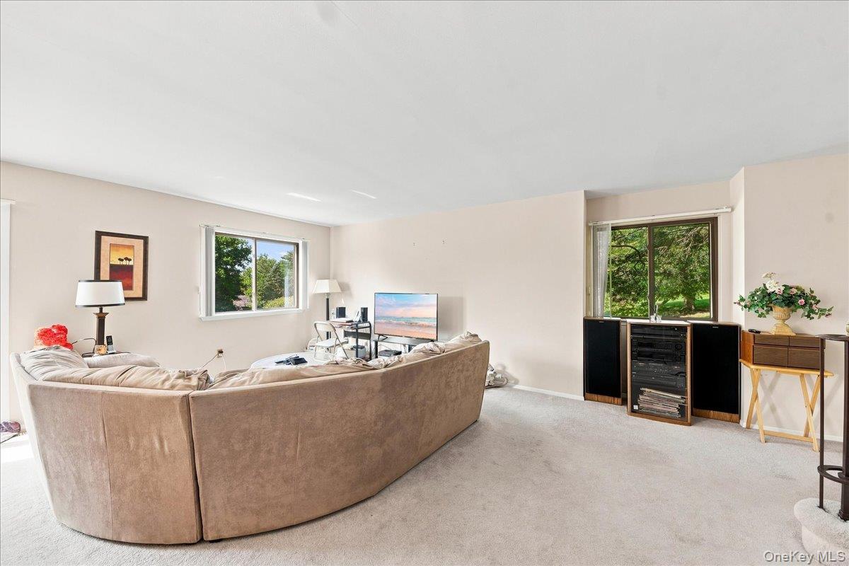 50 Sycamore Drive 50 Property Photo 7