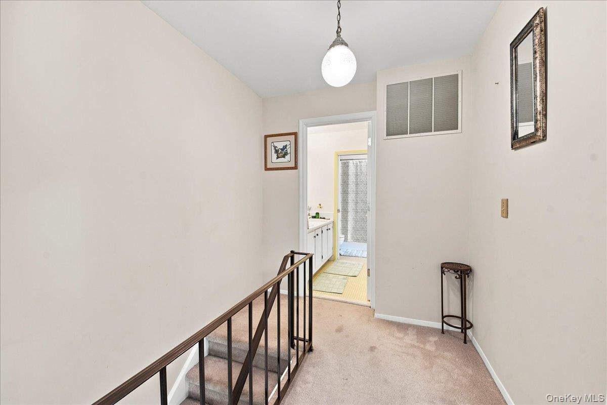 50 Sycamore Drive 50 Property Photo 16