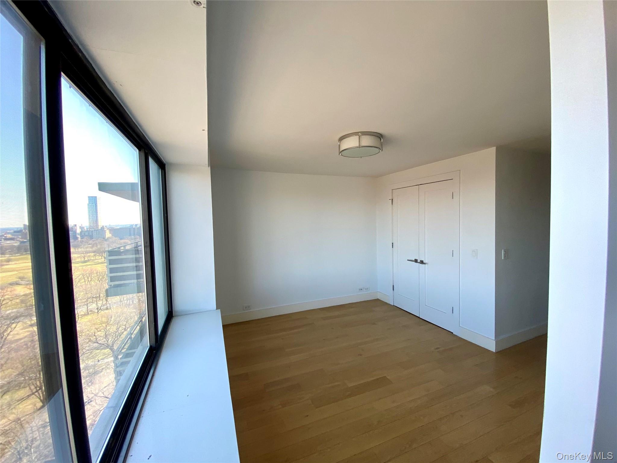 372 Central Park 20l Property Photo 6