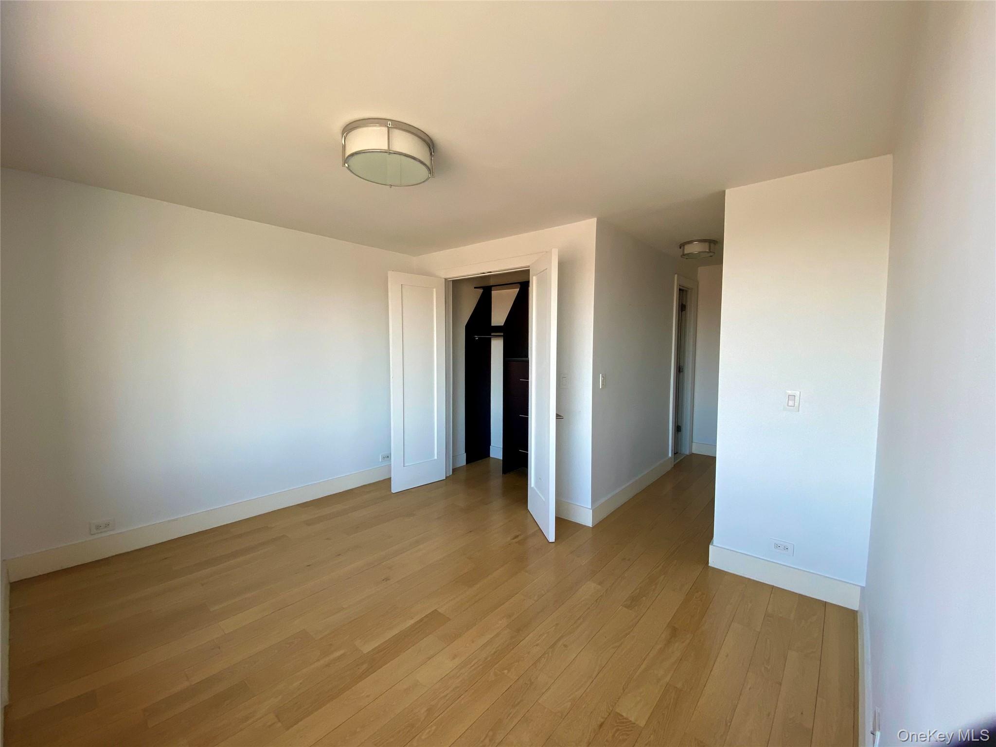372 Central Park 20l Property Photo 15