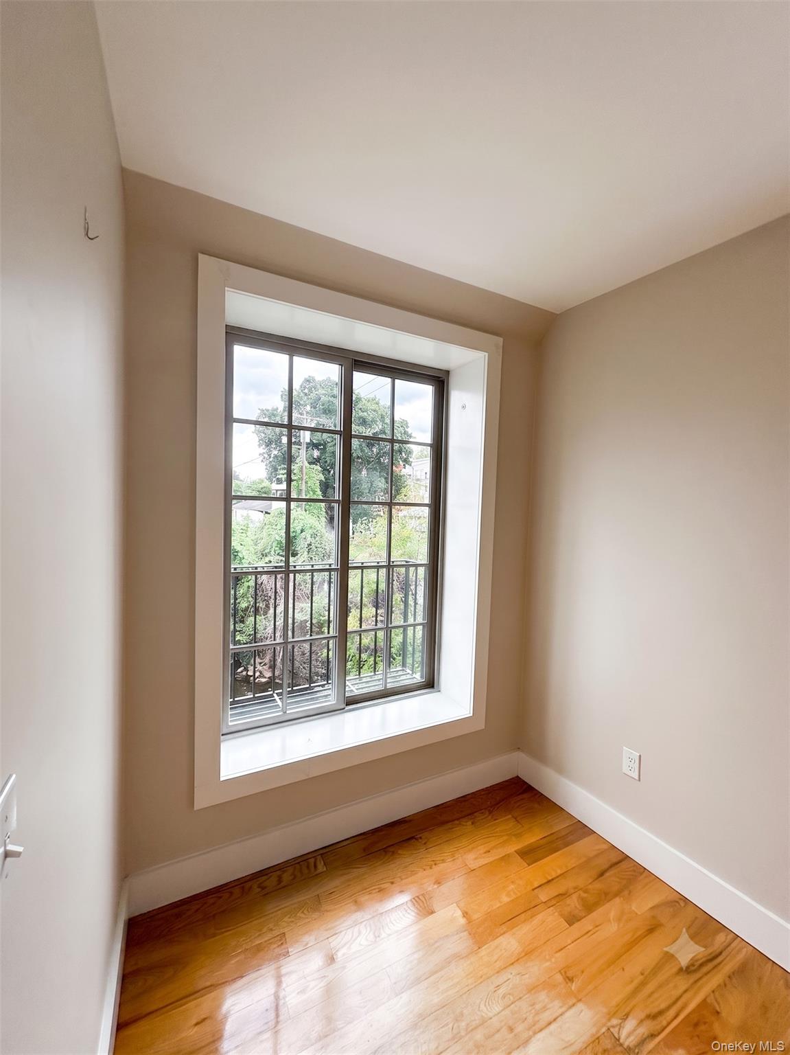 12 Main Street 2f Property Photo 6