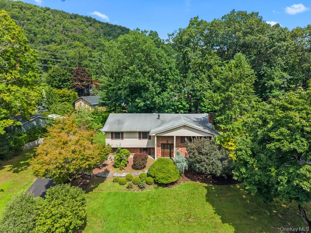 44 Palisades Court Property Photo 33