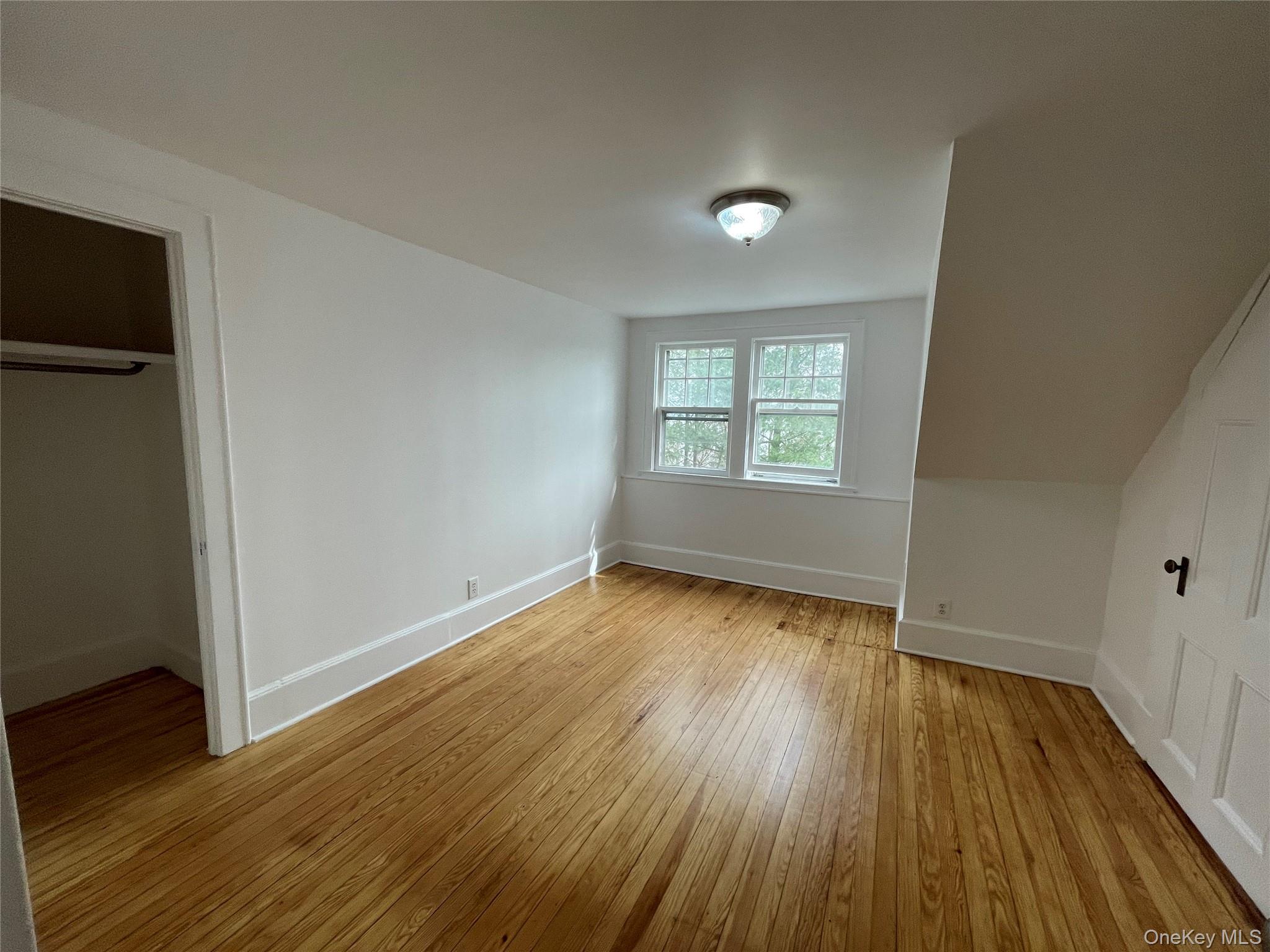 171 S Broadway 5 Property Photo 13