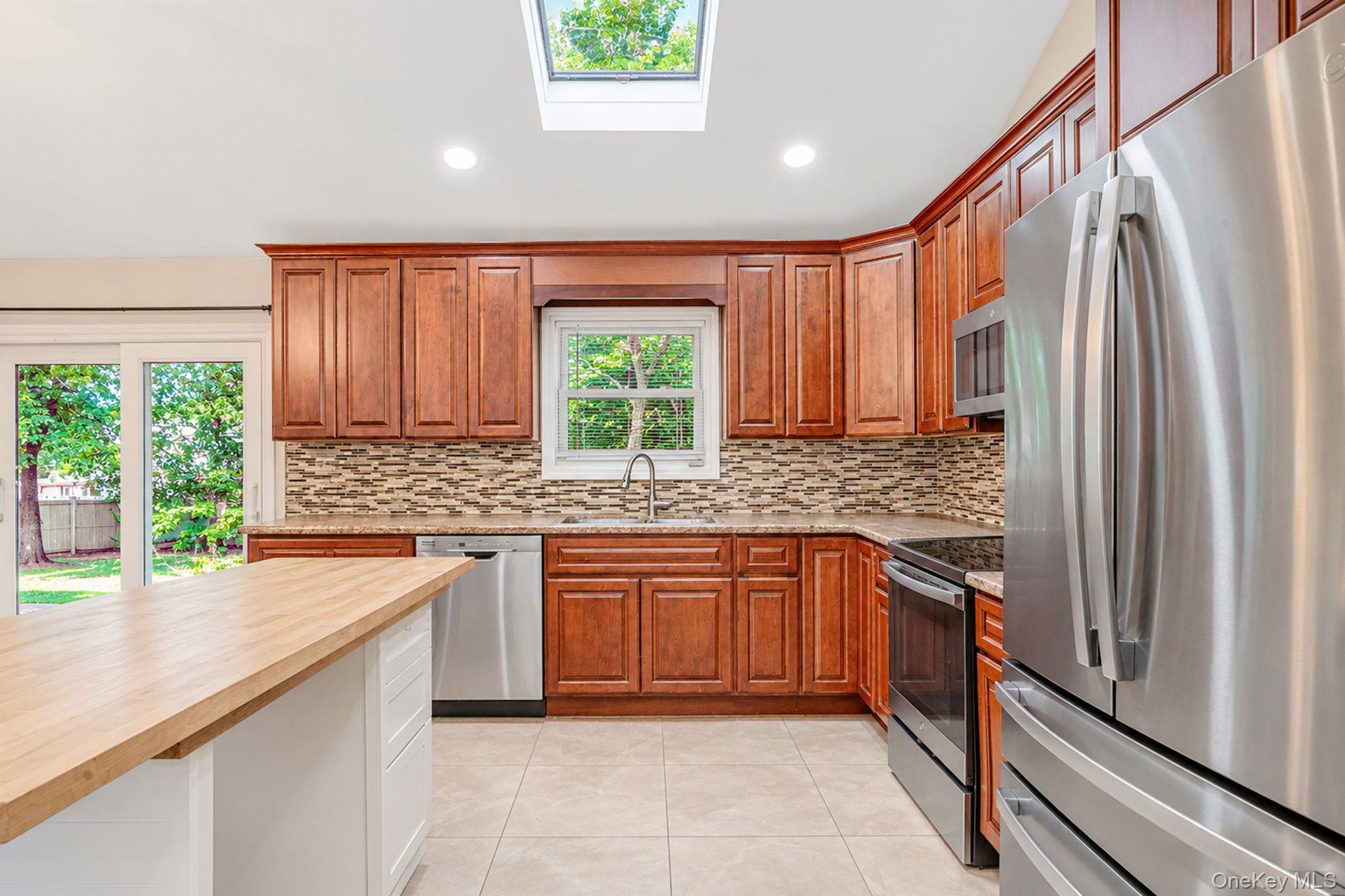 4 Witmer Court Property Photo 3
