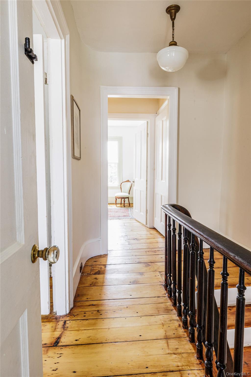 225 Robinson Street Property Photo 19