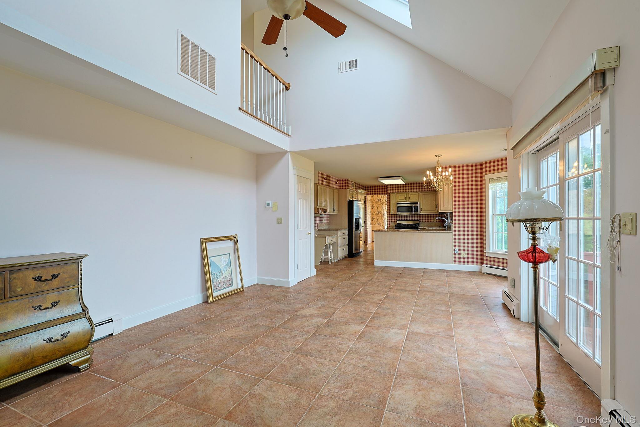 5 Spruce Hill Lane Property Photo 9