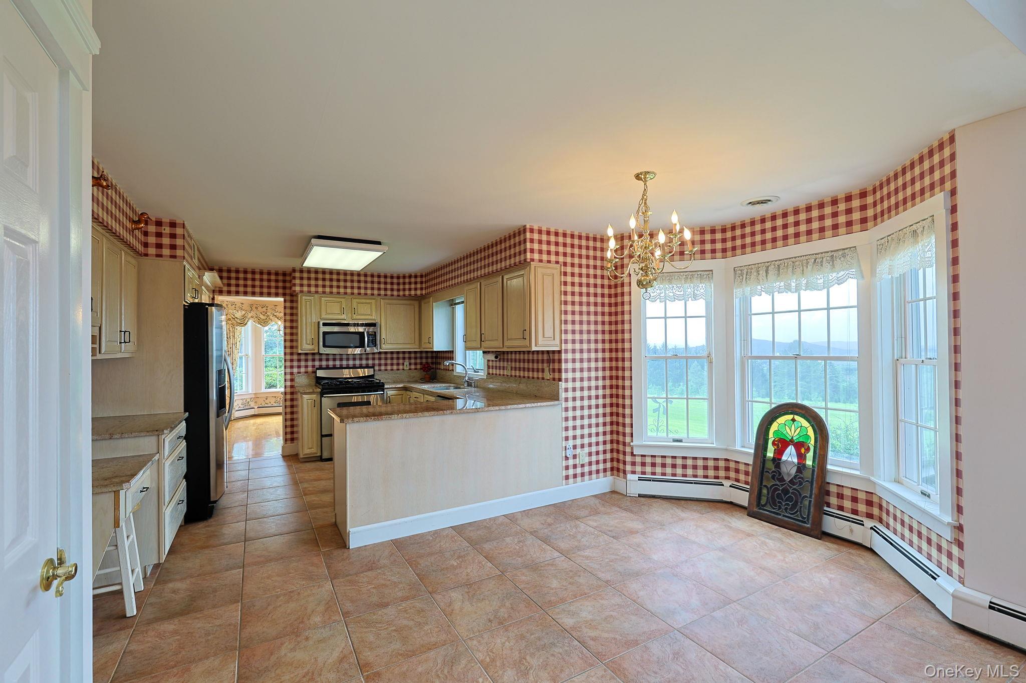 5 Spruce Hill Lane Property Photo 10