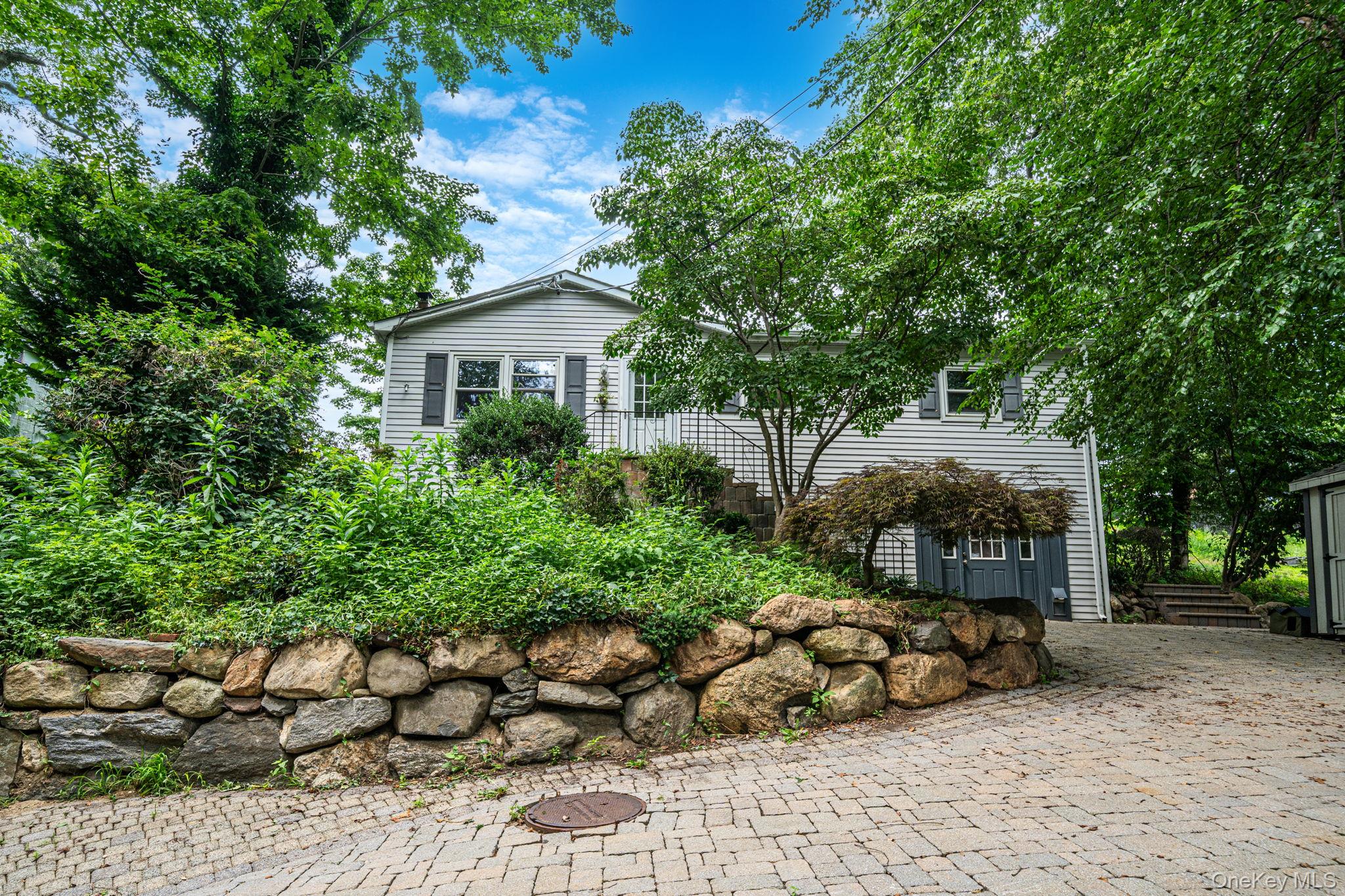 25 Rosedale Road Property Photo 1
