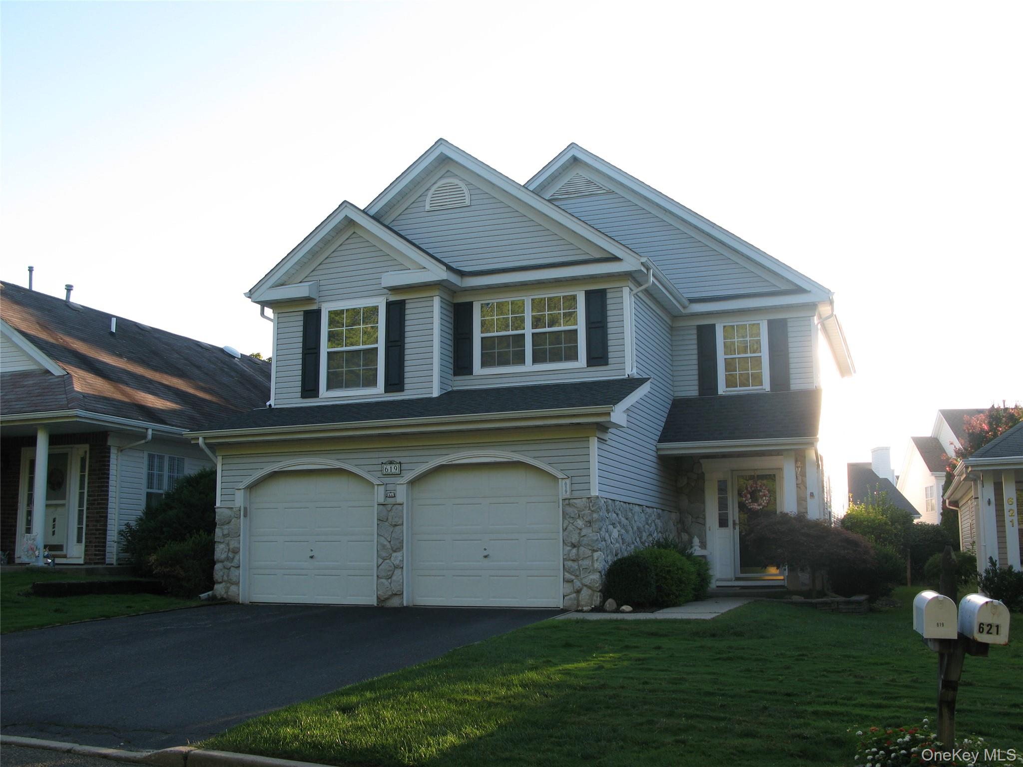 619 Spring Lake Drive Property Photo 1