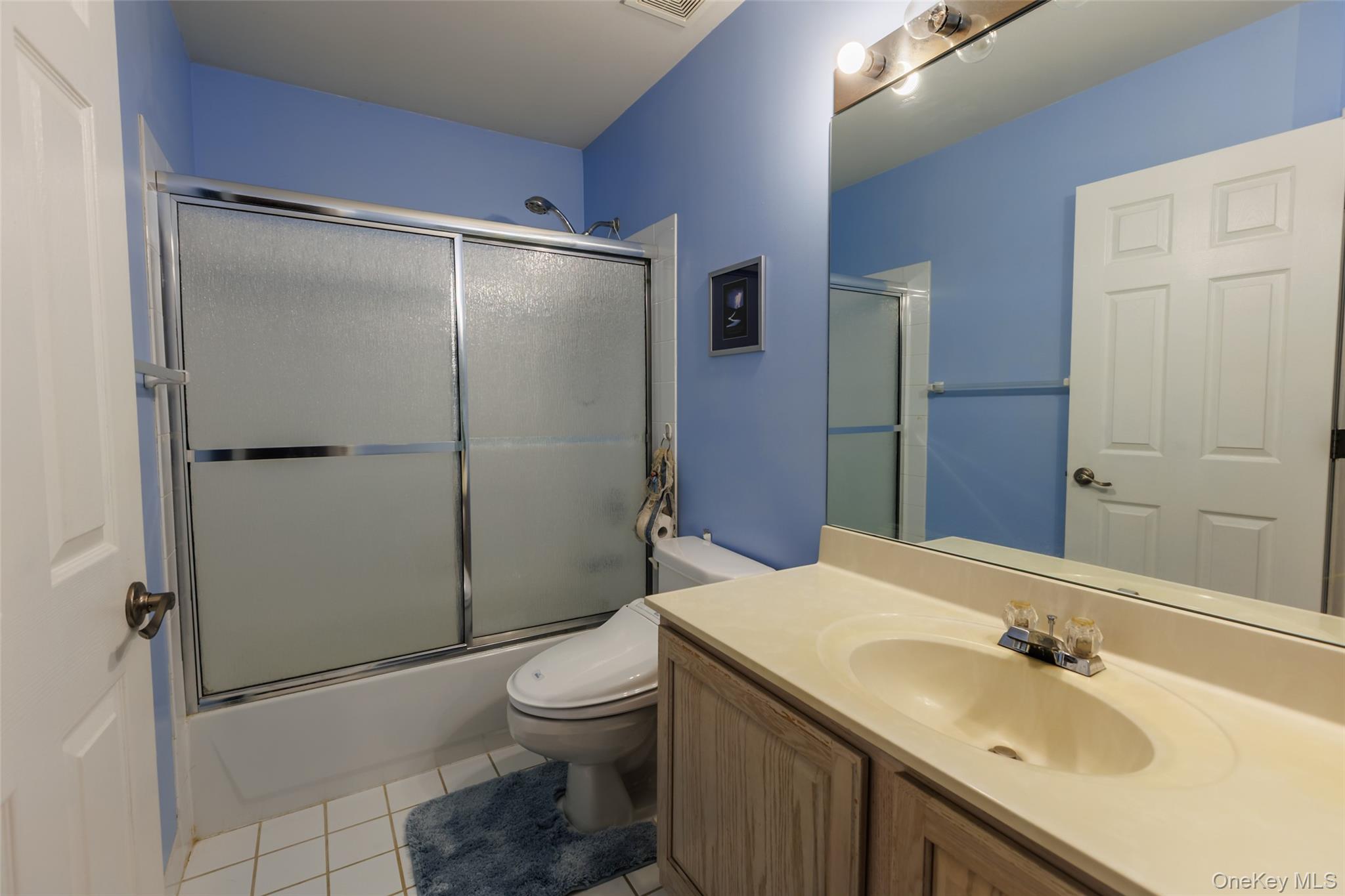 619 Spring Lake Drive Property Photo 19