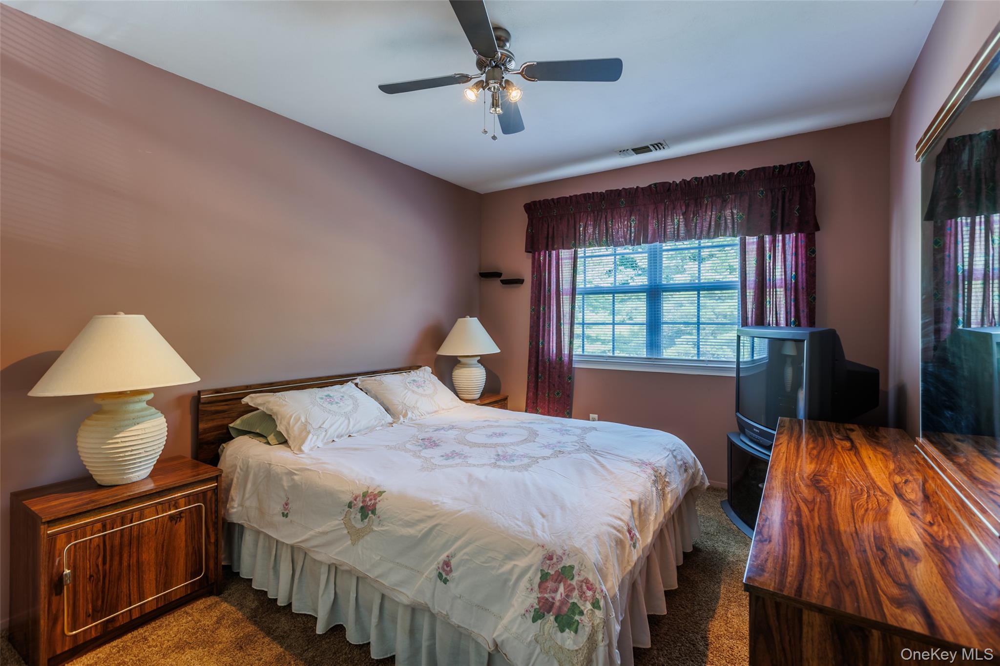 619 Spring Lake Drive Property Photo 21