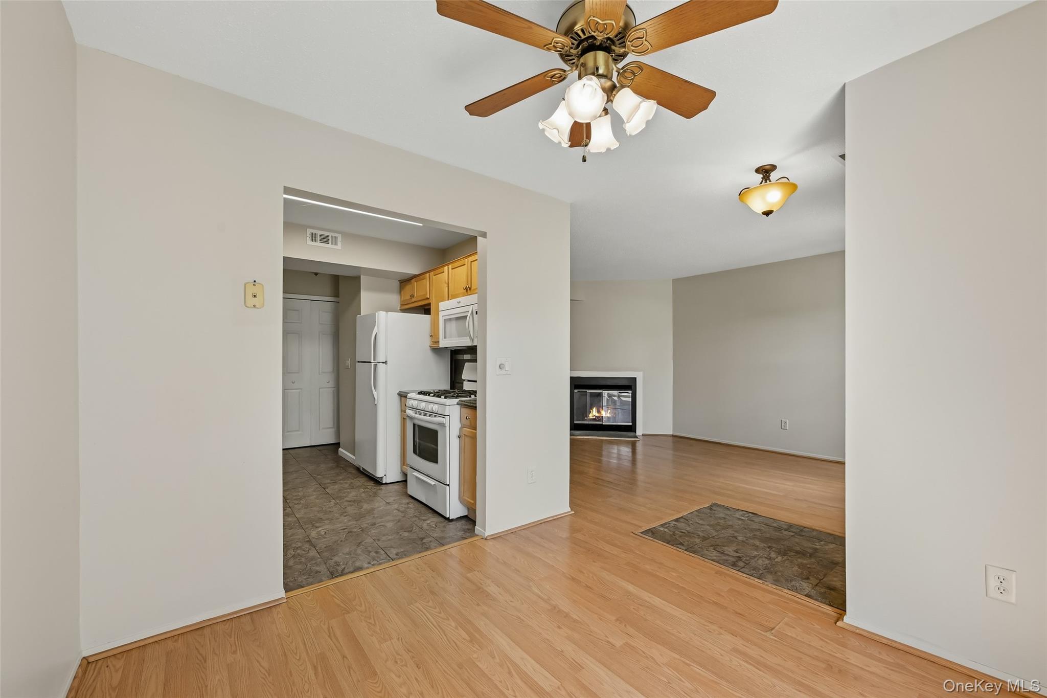 1005 Whispering Hills Property Photo 7