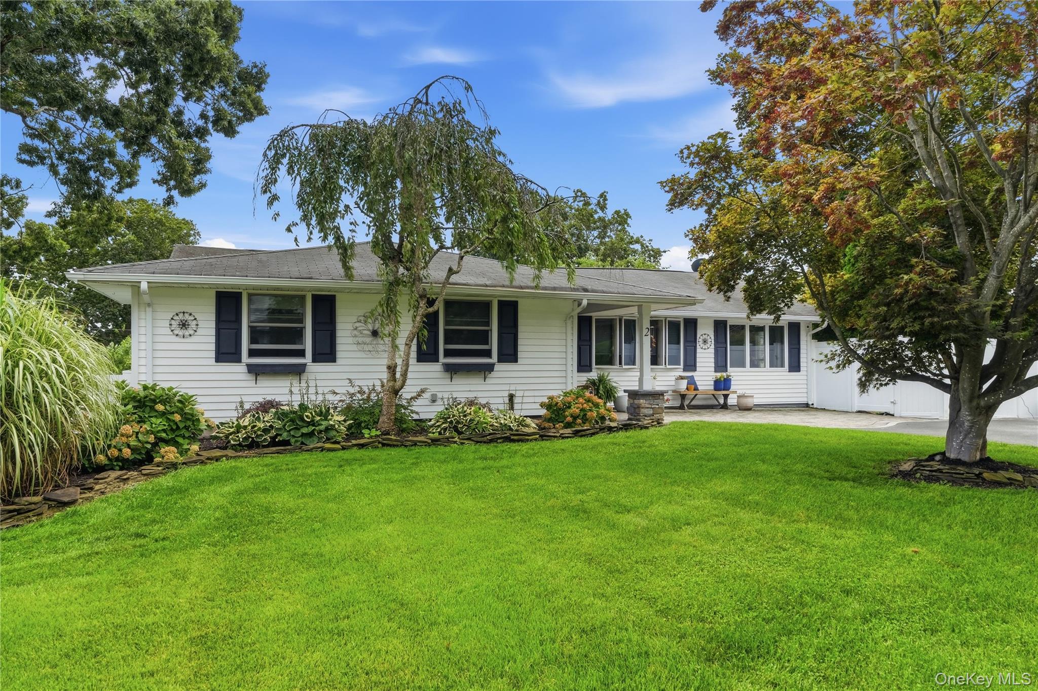 2 Mount Wilson Avenue Property Photo 1