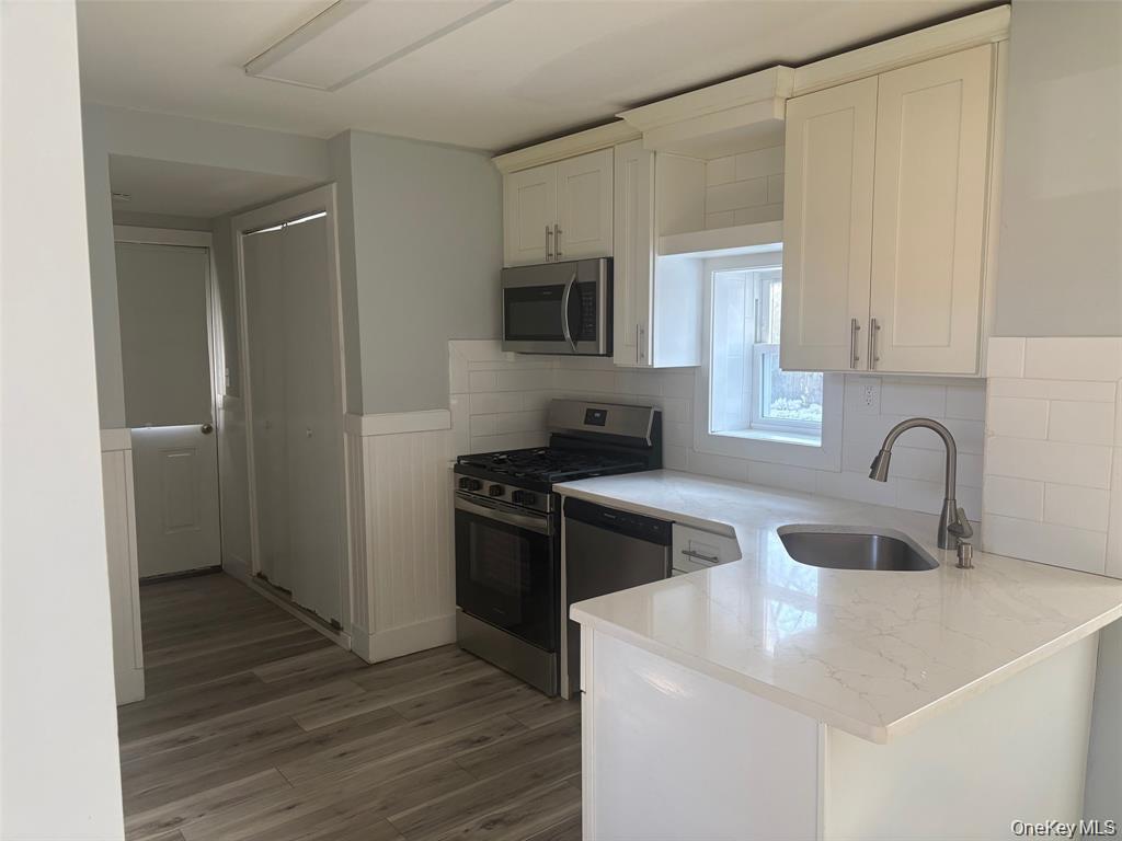 101 48th Street Property Photo 3
