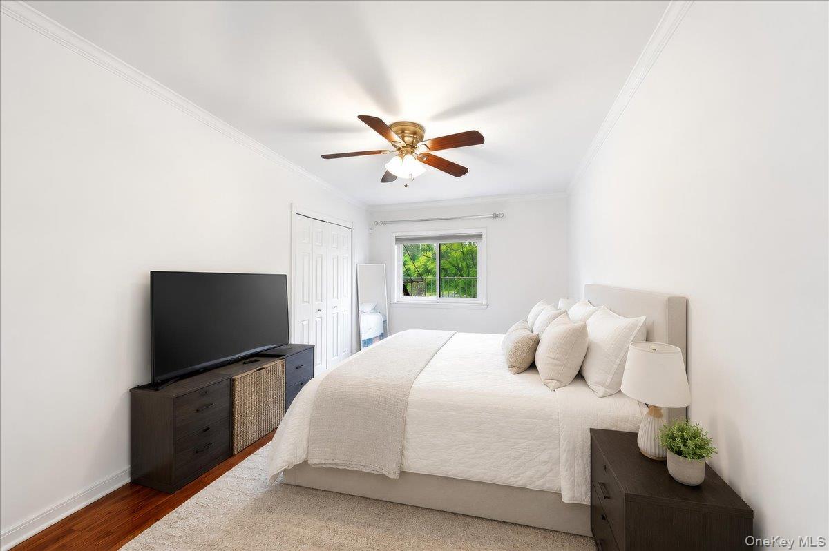 828 Pelhamdale Avenue 2p Property Photo 8