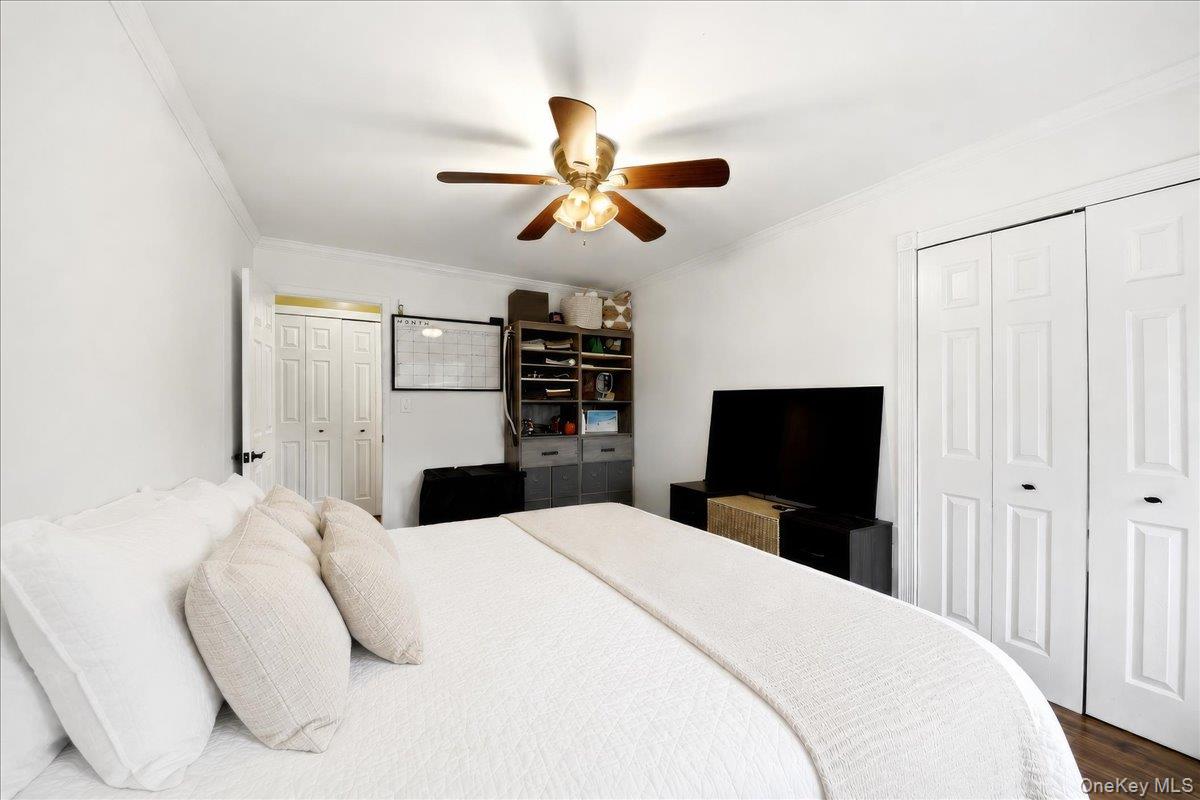 828 Pelhamdale Avenue 2p Property Photo 9