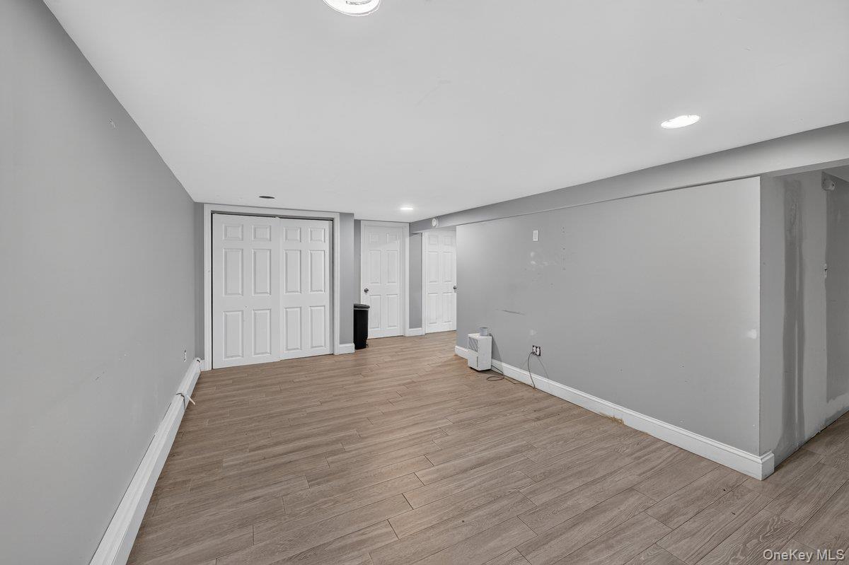 287 Whittier Drive Property Photo 12