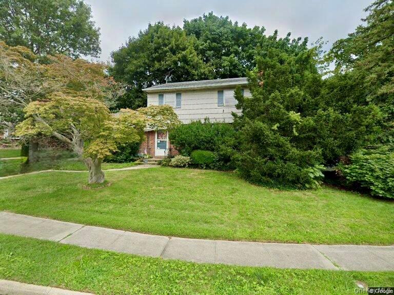 6 E Park Court Property Photo 1