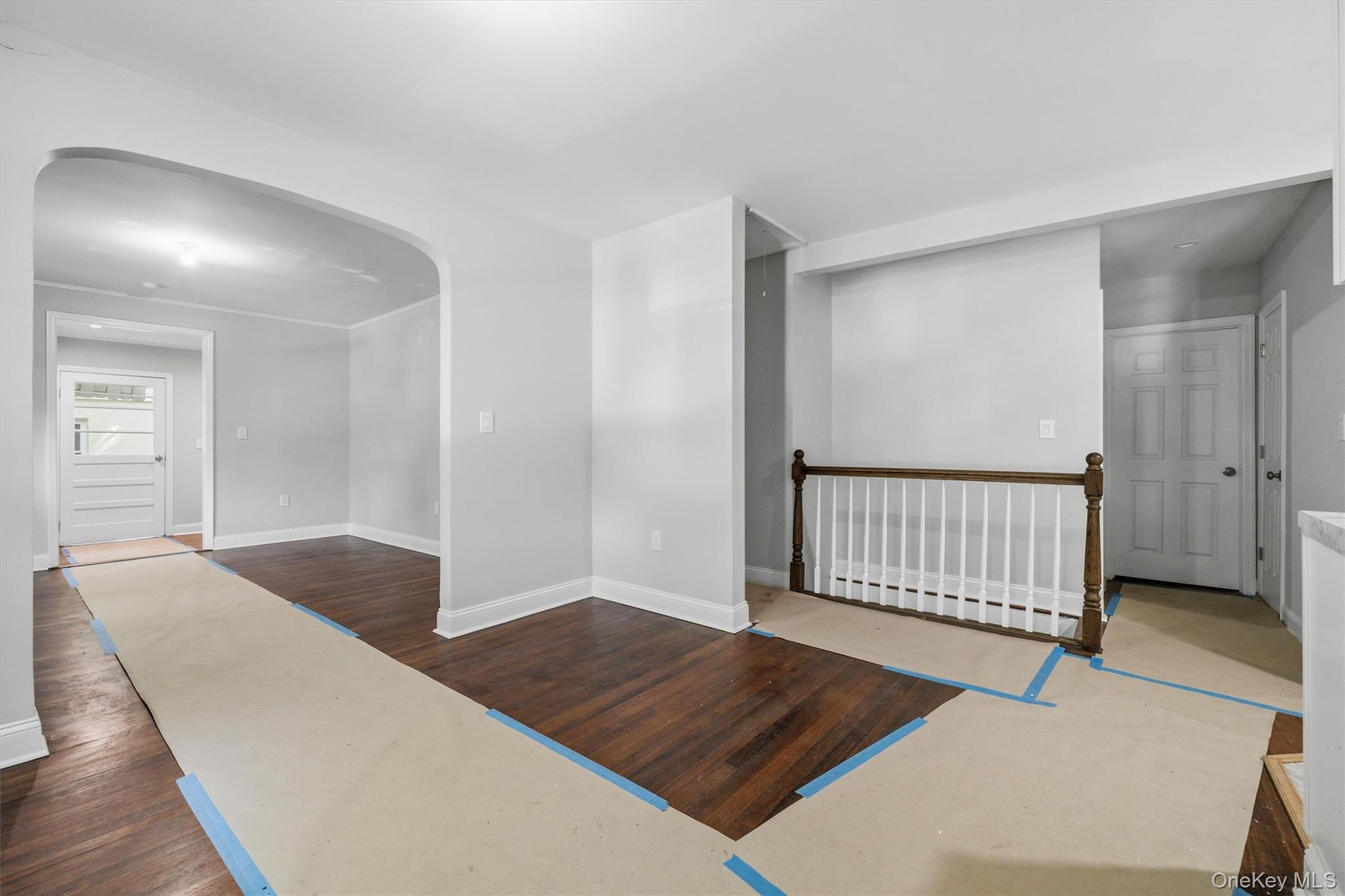 669 N Division Street Property Photo 10