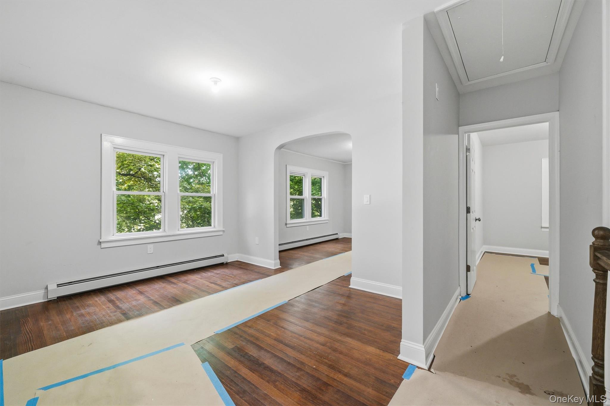 669 N Division Street Property Photo 13