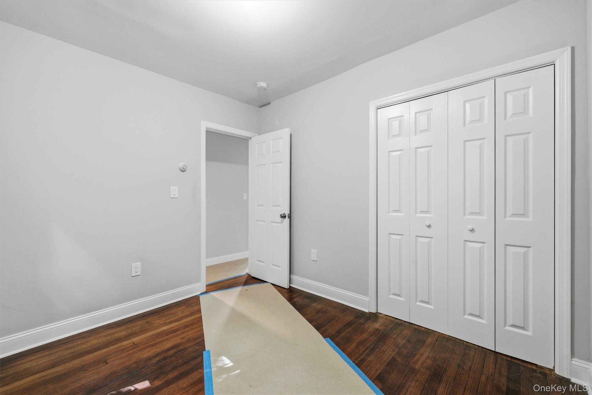 669 N Division Street Property Photo 20