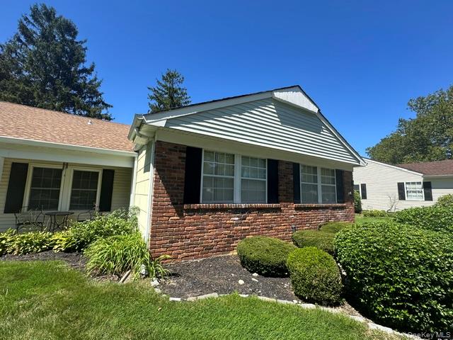 6 Cobblestone Way Property Photo 1